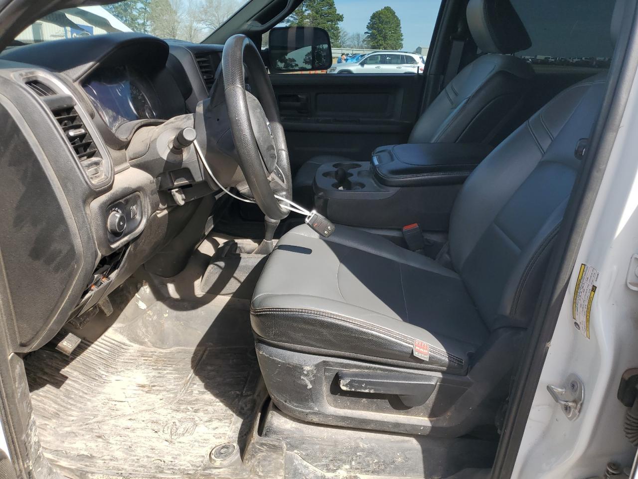 2022 Ram 2500 Tradesman - Фото 7