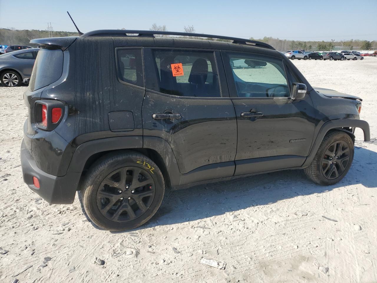 2017 Jeep Renegade Latitude - Image 3