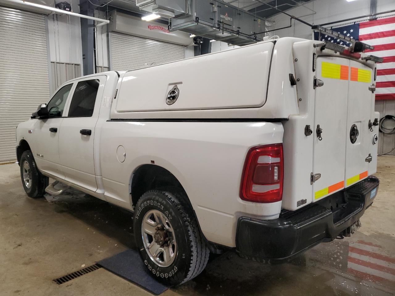 2019 Ram 2500 Tradesman - Фото 2