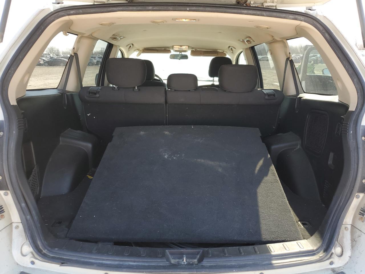 2010 Mitsubishi Endeavor Ls - Фото 6