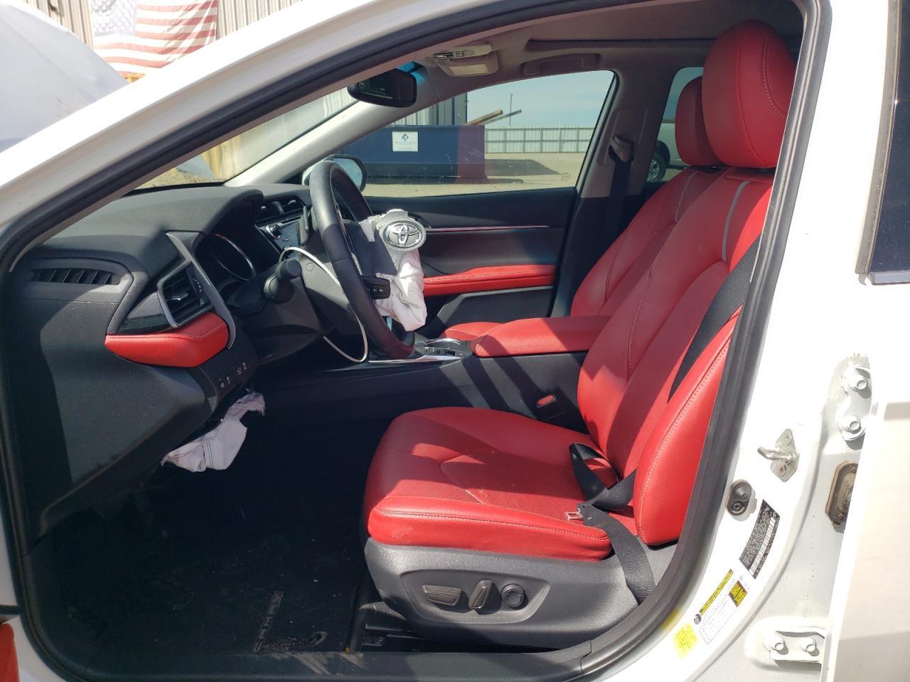 2019 Toyota Camry Xse - Фото 7