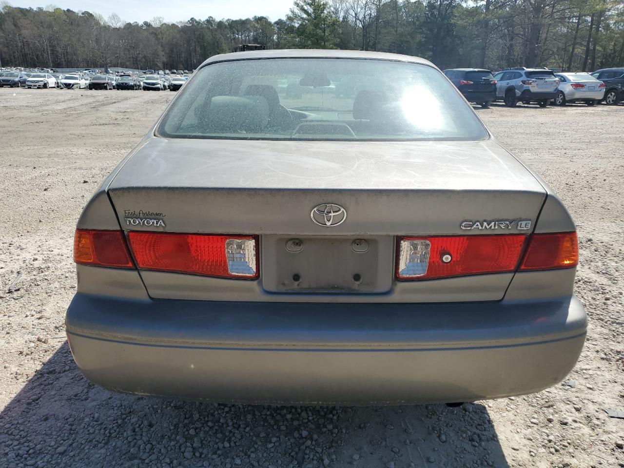2001 Toyota Camry Ce - Фото 6