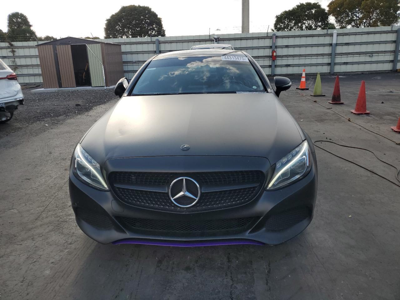 2017 Mercedes-Benz C 300 - Фото 5