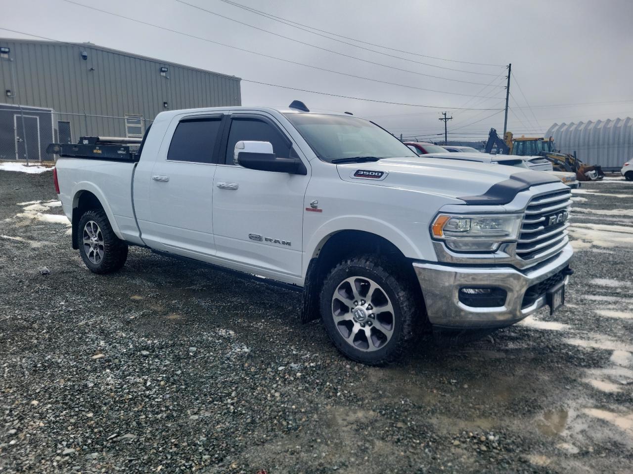 2022 Ram 3500 Longhorn - Фото 4