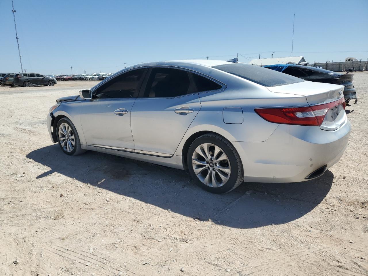 2012 Hyundai Azera Gls - Image 2