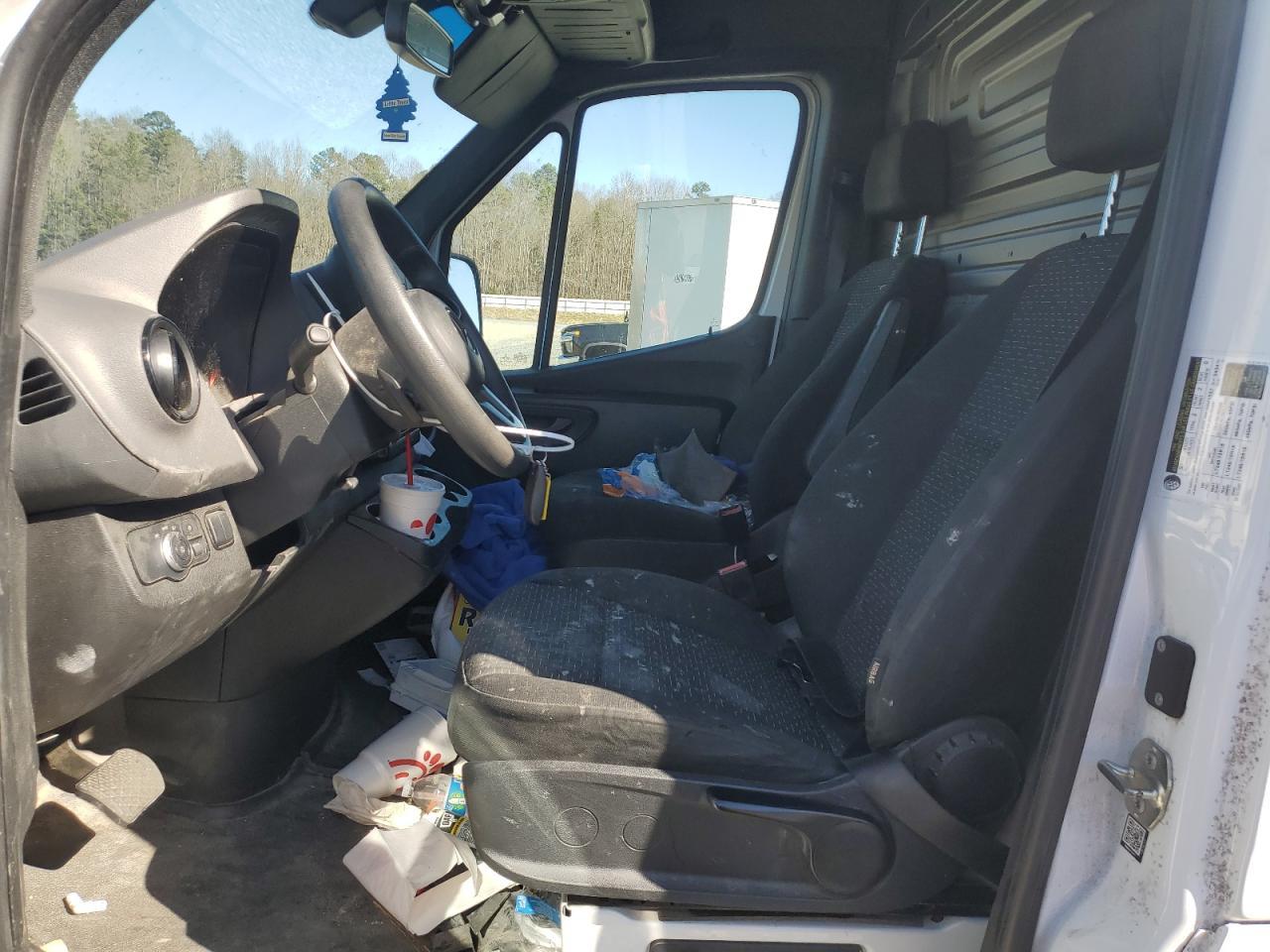 2022 Mercedes-Benz Sprinter 2500 - Image 7