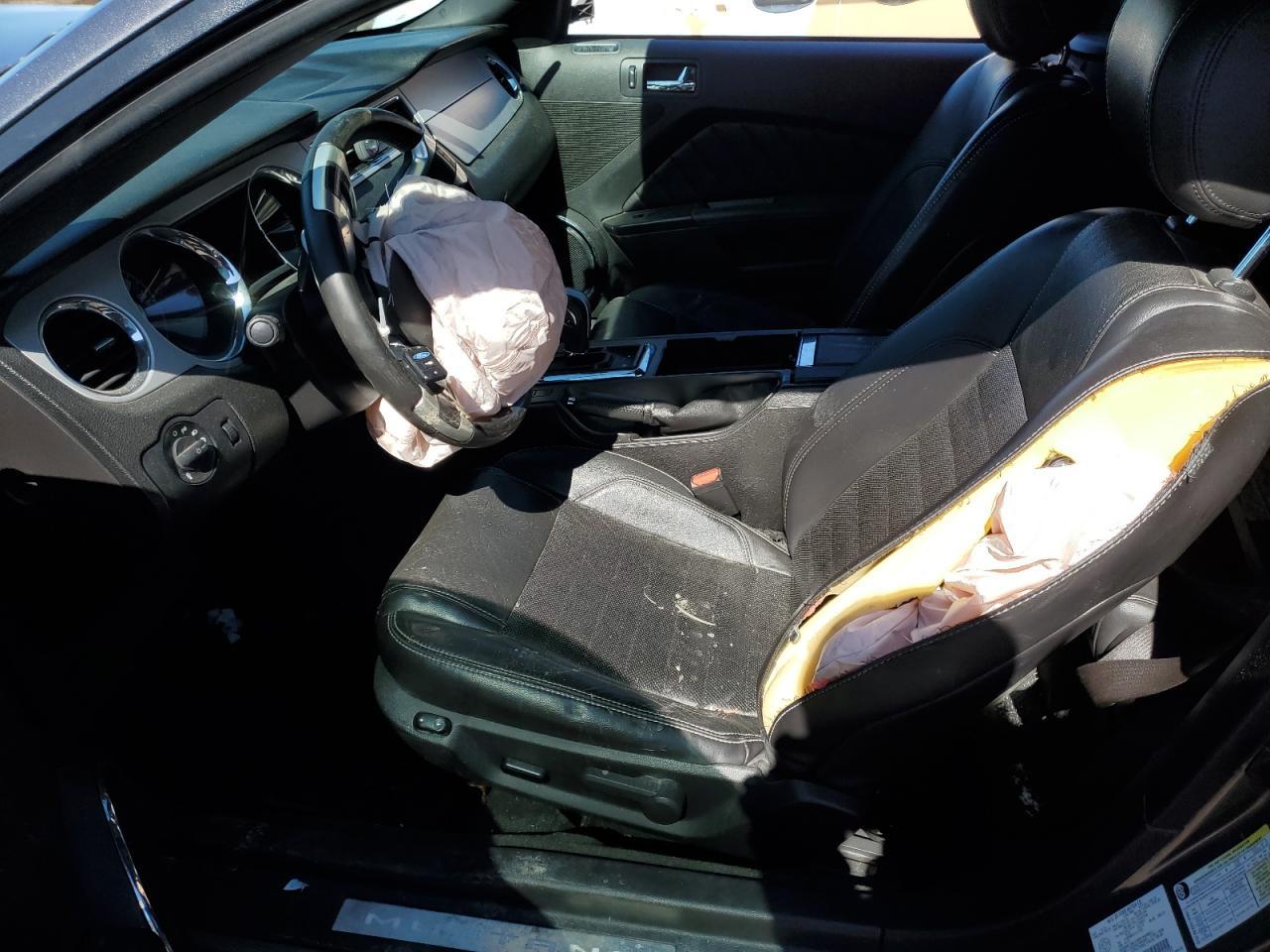 2014 Ford Mustang - Image 7