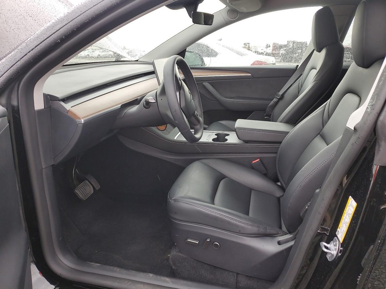 2024 Tesla Model Y - Фото 7