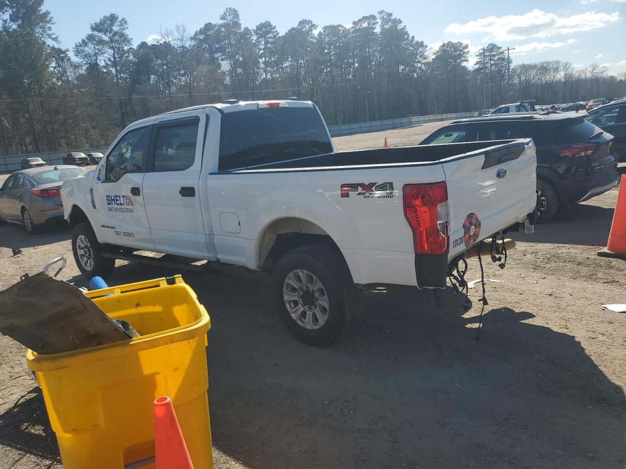 2022 Ford F250 Super Duty - Фото 2