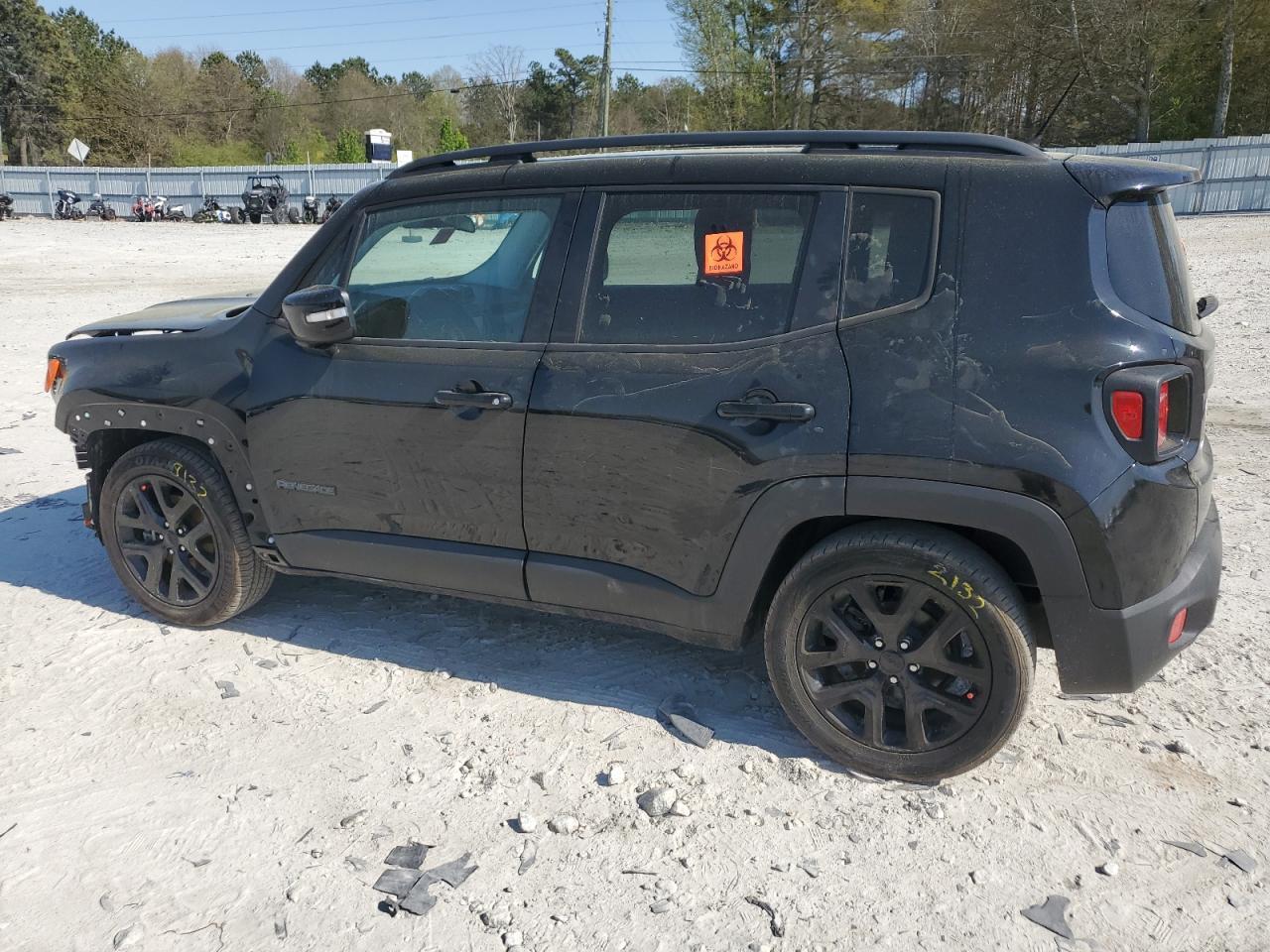 2017 Jeep Renegade Latitude - Image 2