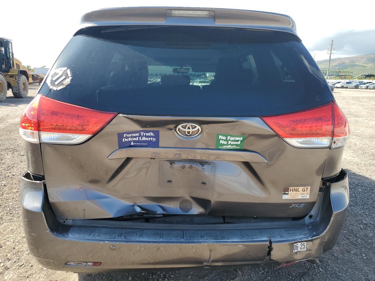 2012 Toyota Sienna Xle - Фото 6