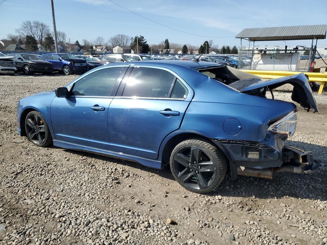 2010 Ford Fusion Sport - Фото 2