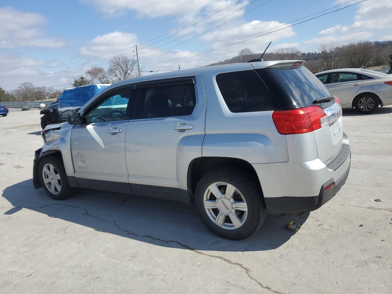 2015 GMC Terrain Sl - Image 2