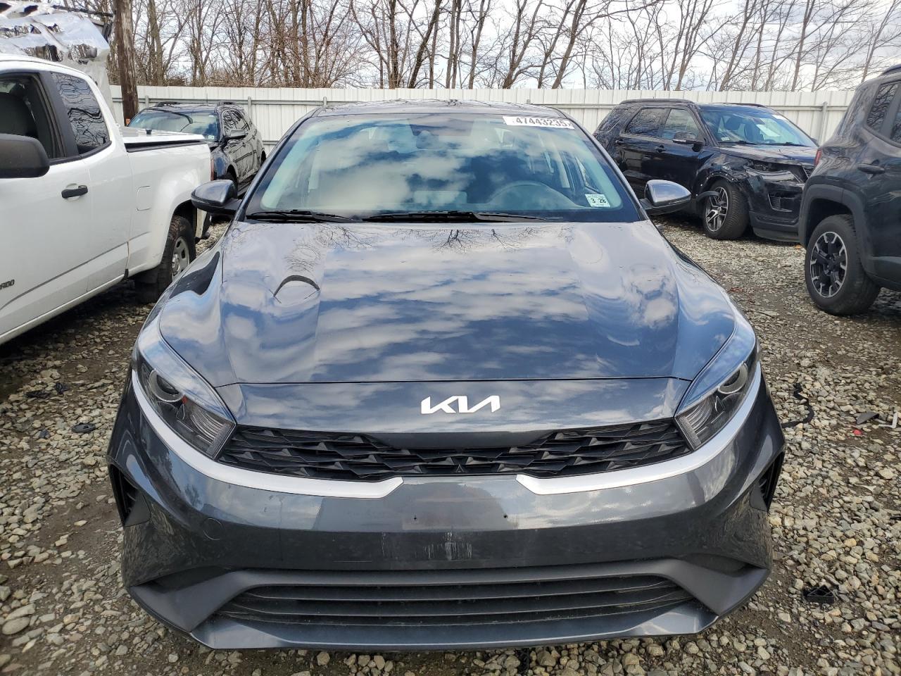 2023 Kia Forte - Image 5