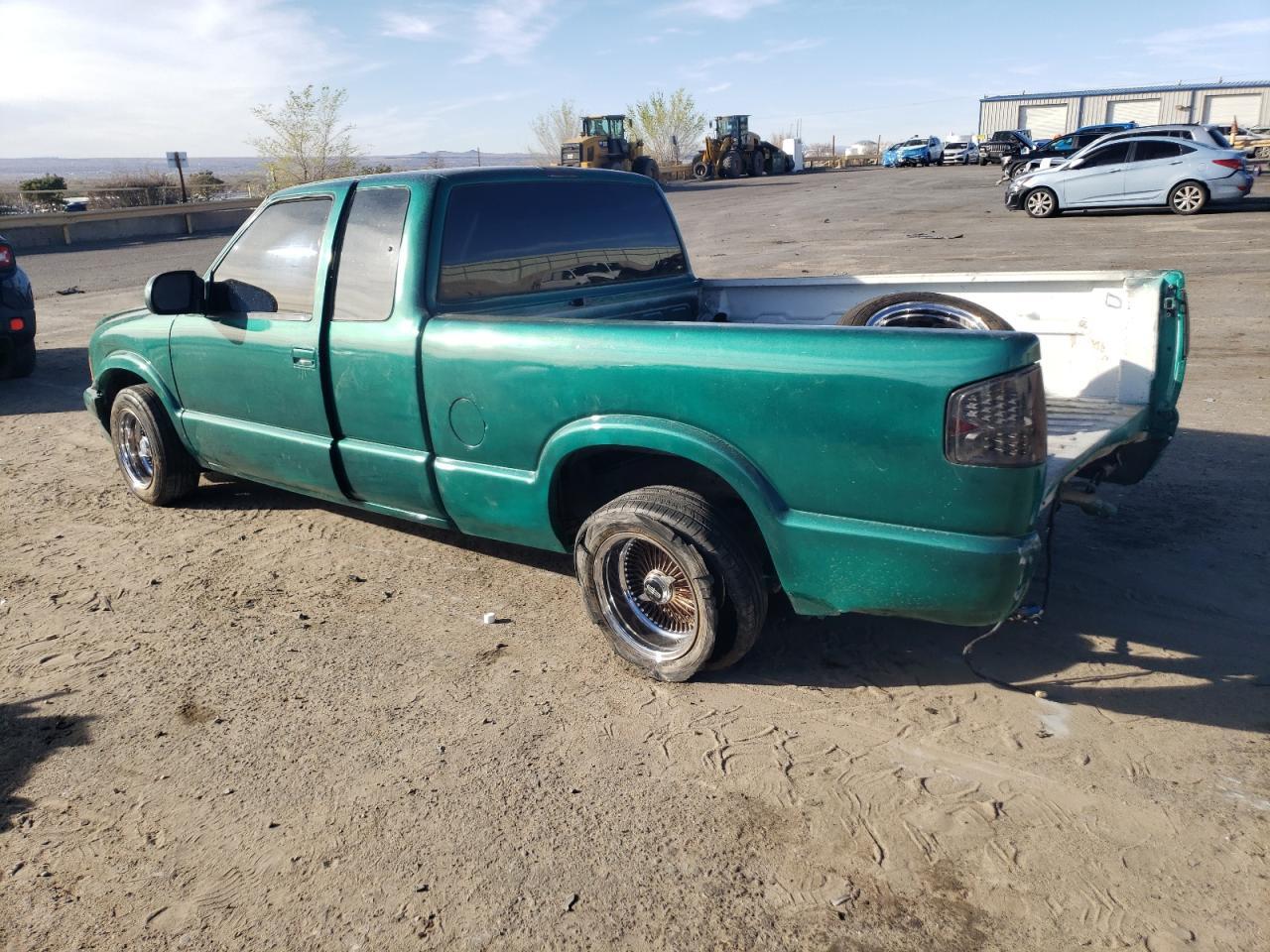 1997 Chevrolet S Truck S10 - Image 2
