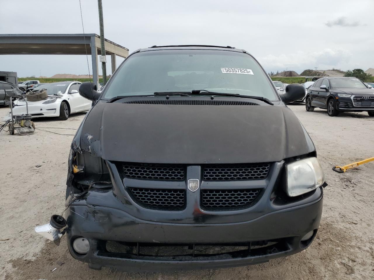 2004 Dodge Grand Caravan Sxt - Image 5