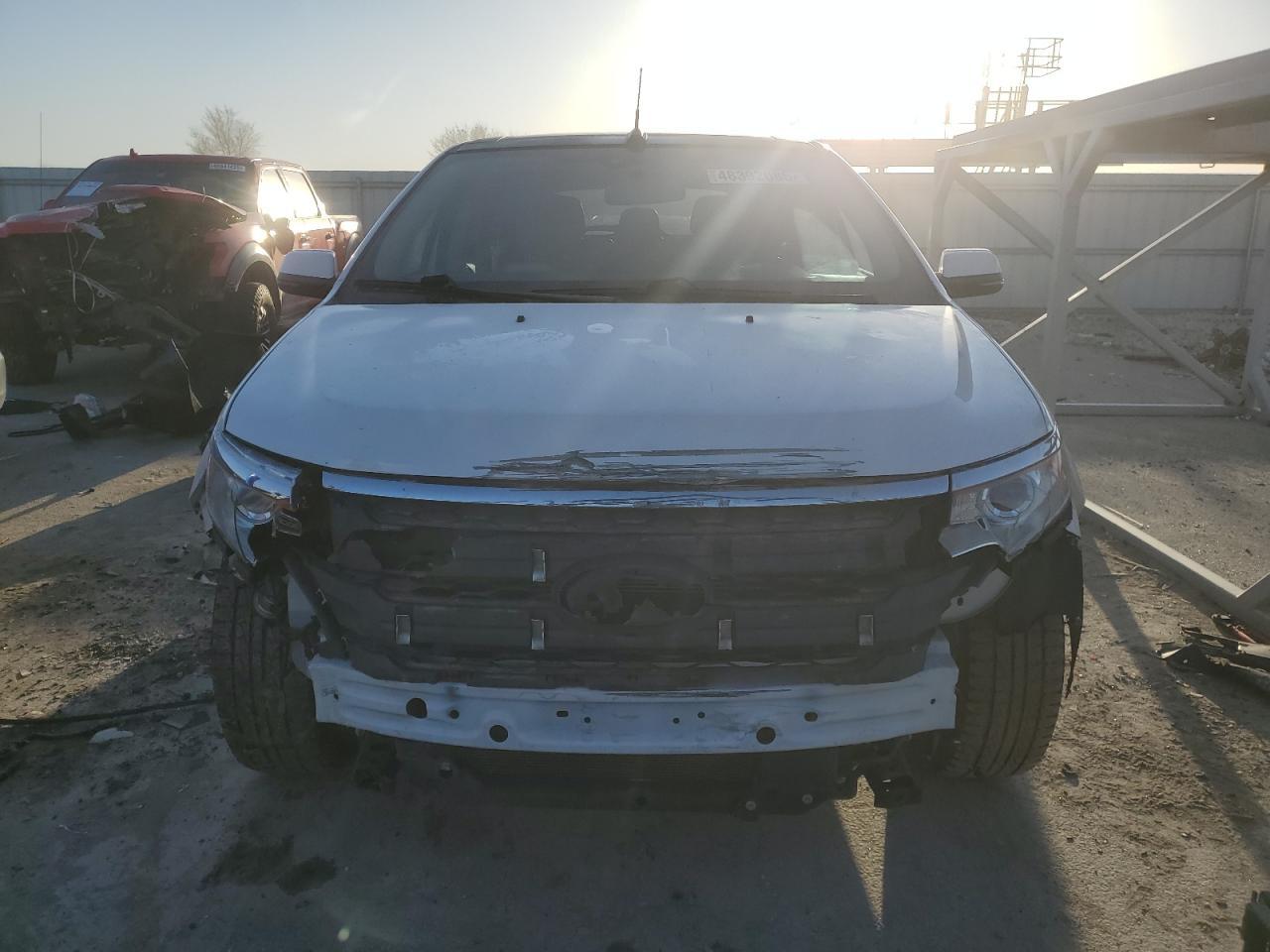 2013 Ford Edge Limited - Image 5