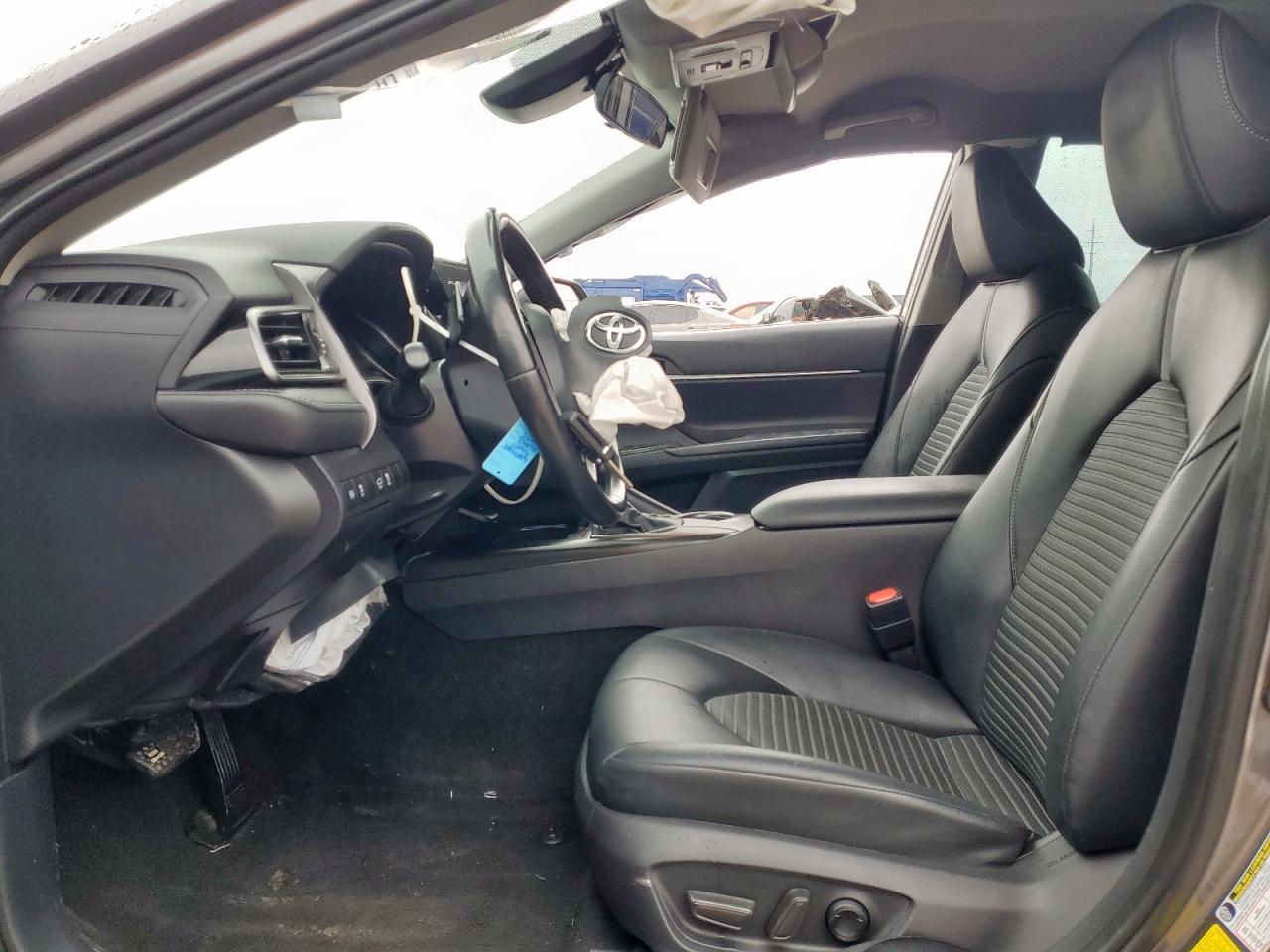 2021 Toyota Camry Se - Фото 7