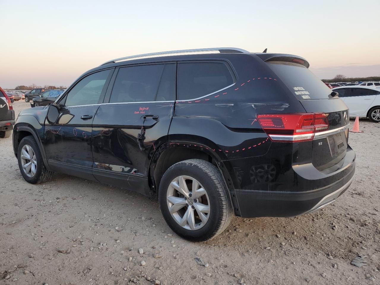 2019 Volkswagen Atlas Se - Image 2