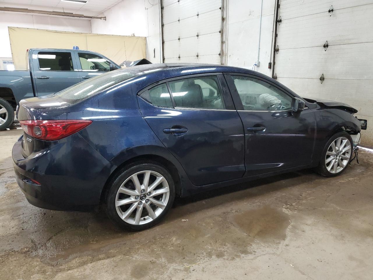 2017 Mazda 3 Touring - Image 3