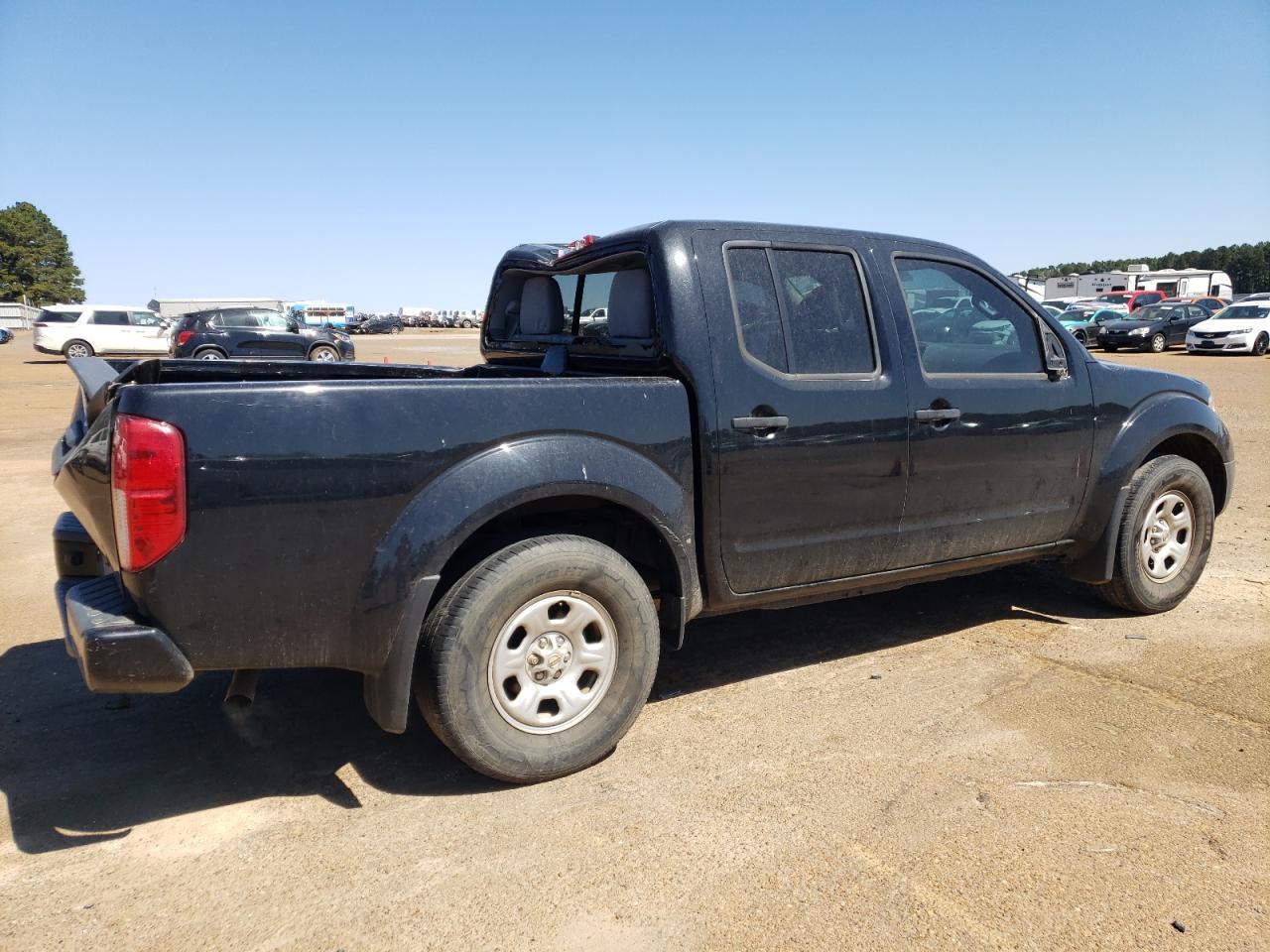 2021 Nissan Frontier S - Фото 3