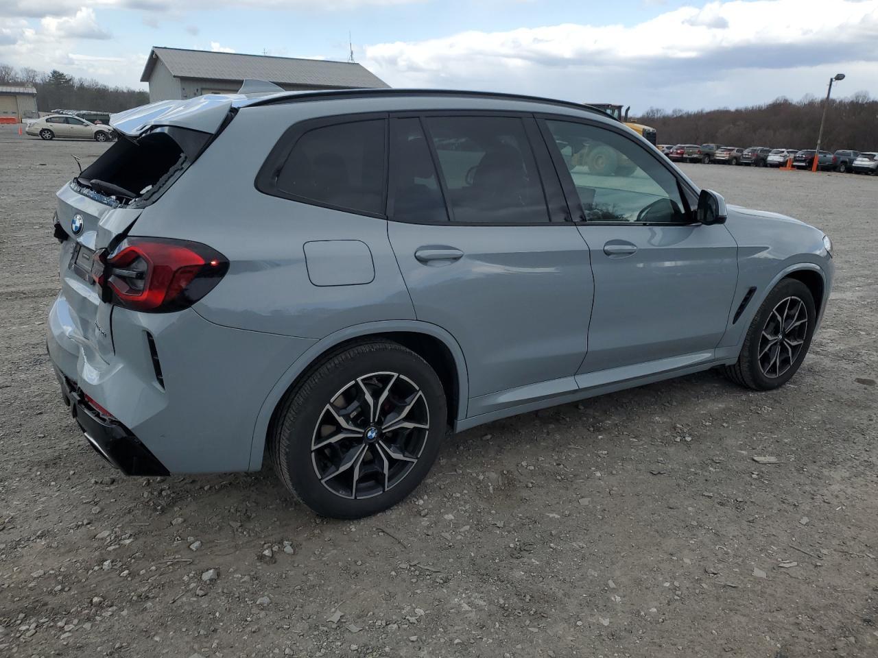 2022 BMW X3 xDrive30I - Image 3