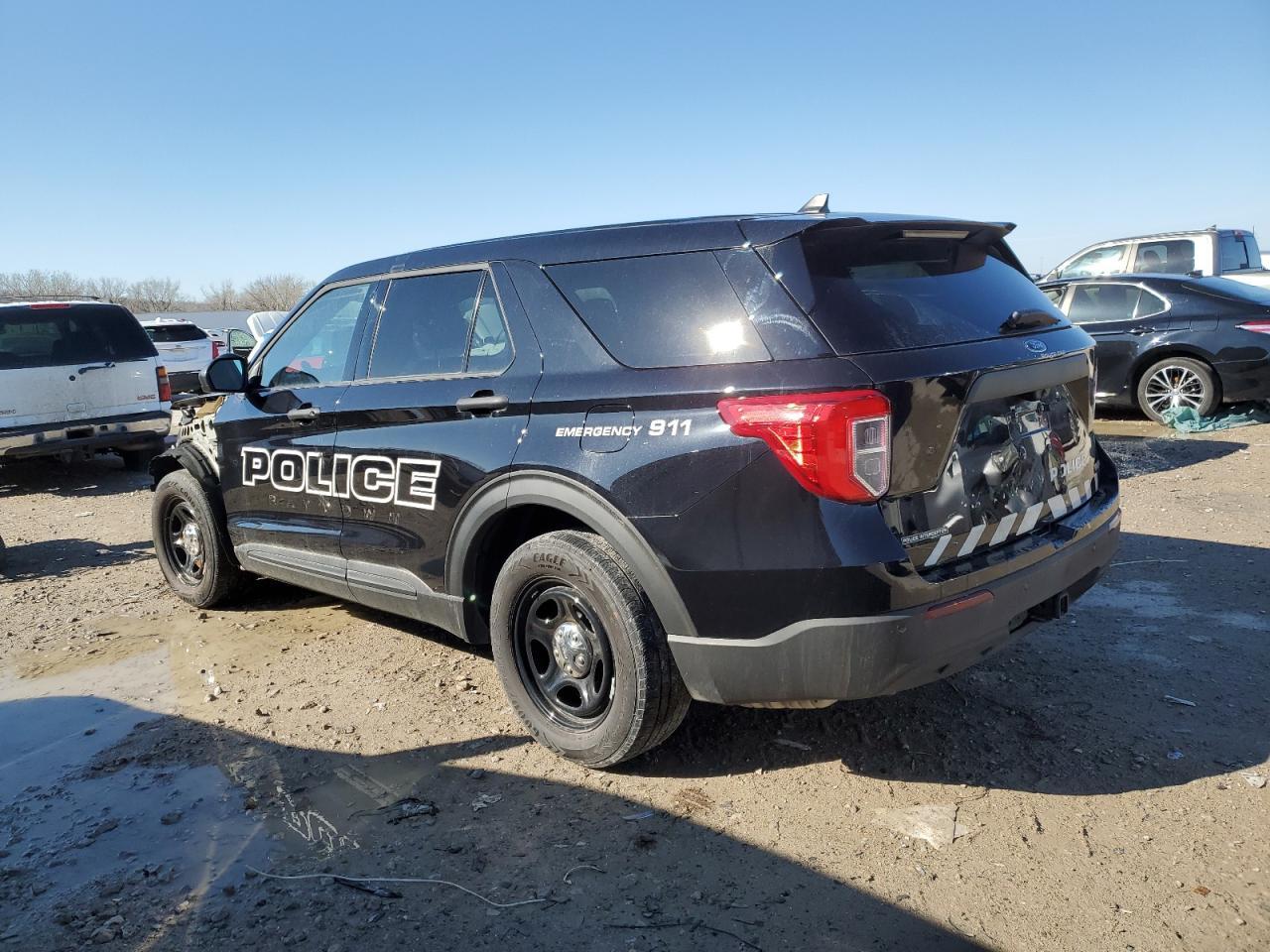 2022 Ford Explorer Police Interceptor - Image 2