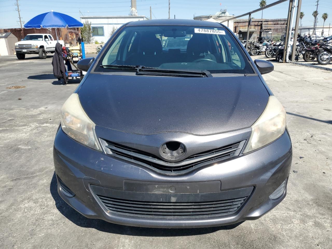 2014 Toyota Yaris - Image 5