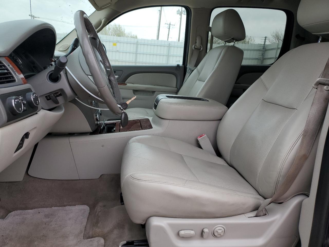 2010 Chevrolet Avalanche Ltz - Фото 7