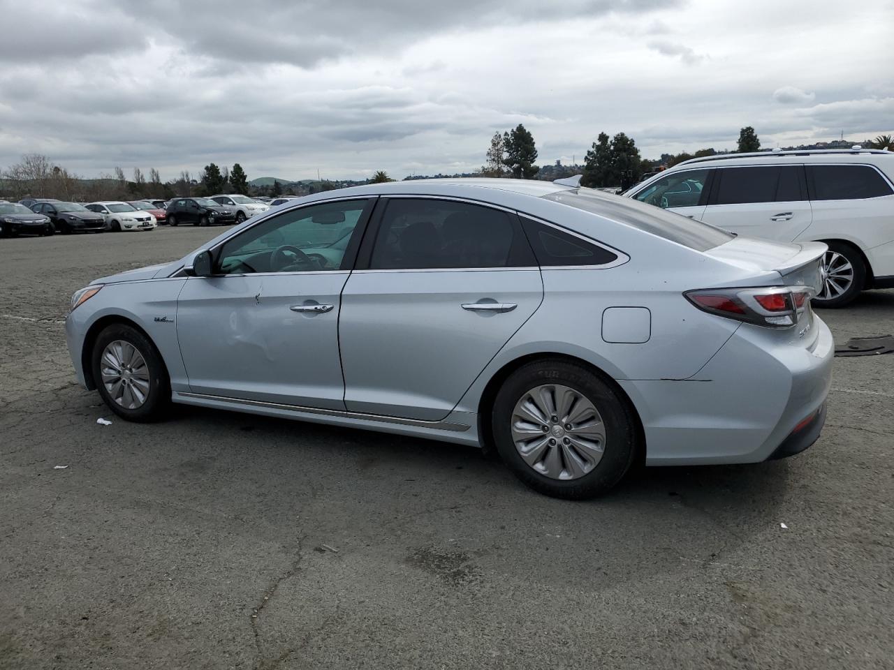 2017 Hyundai Sonata Hybrid - Фото 2