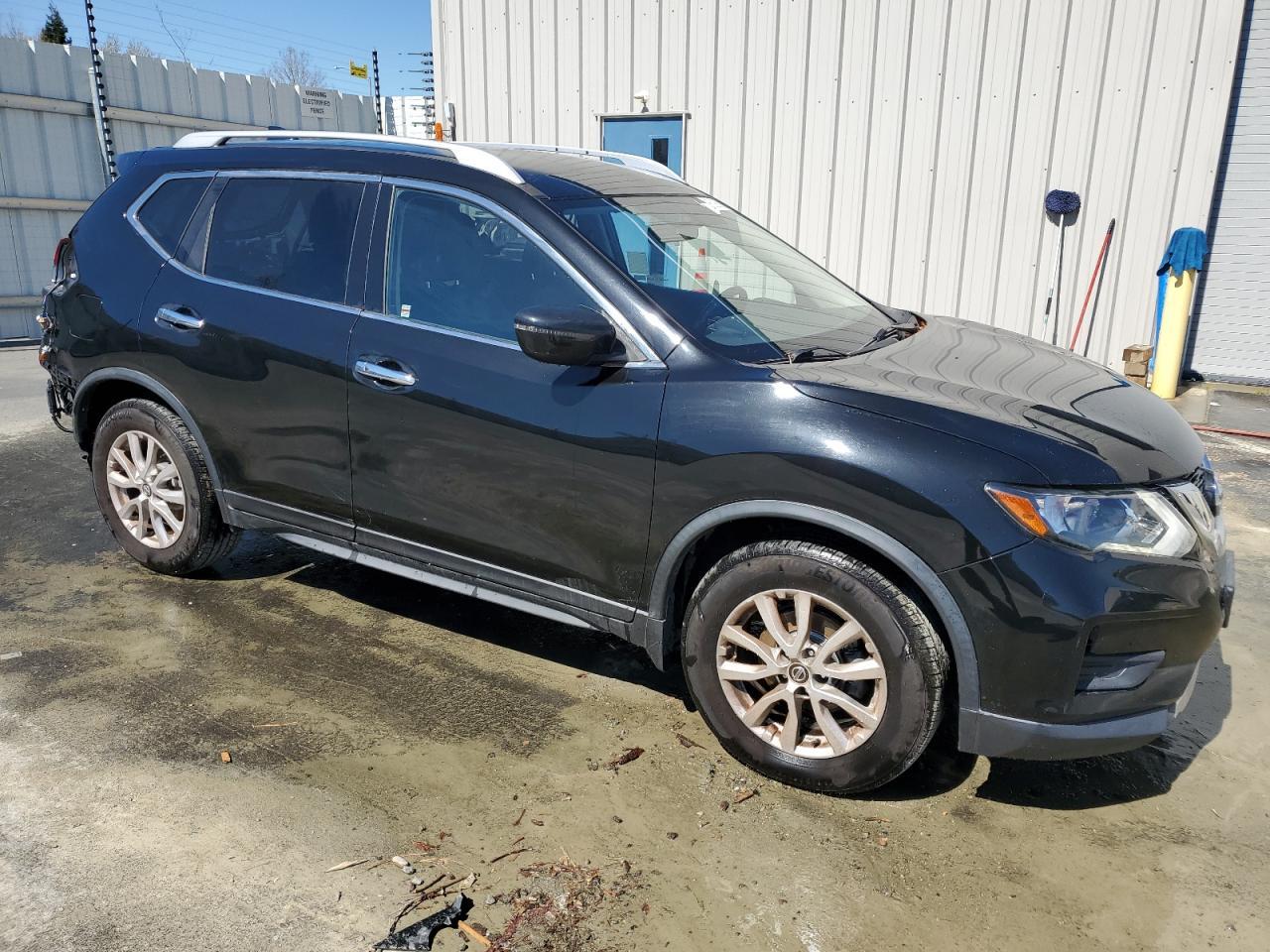 2017 Nissan Rogue S - Image 4