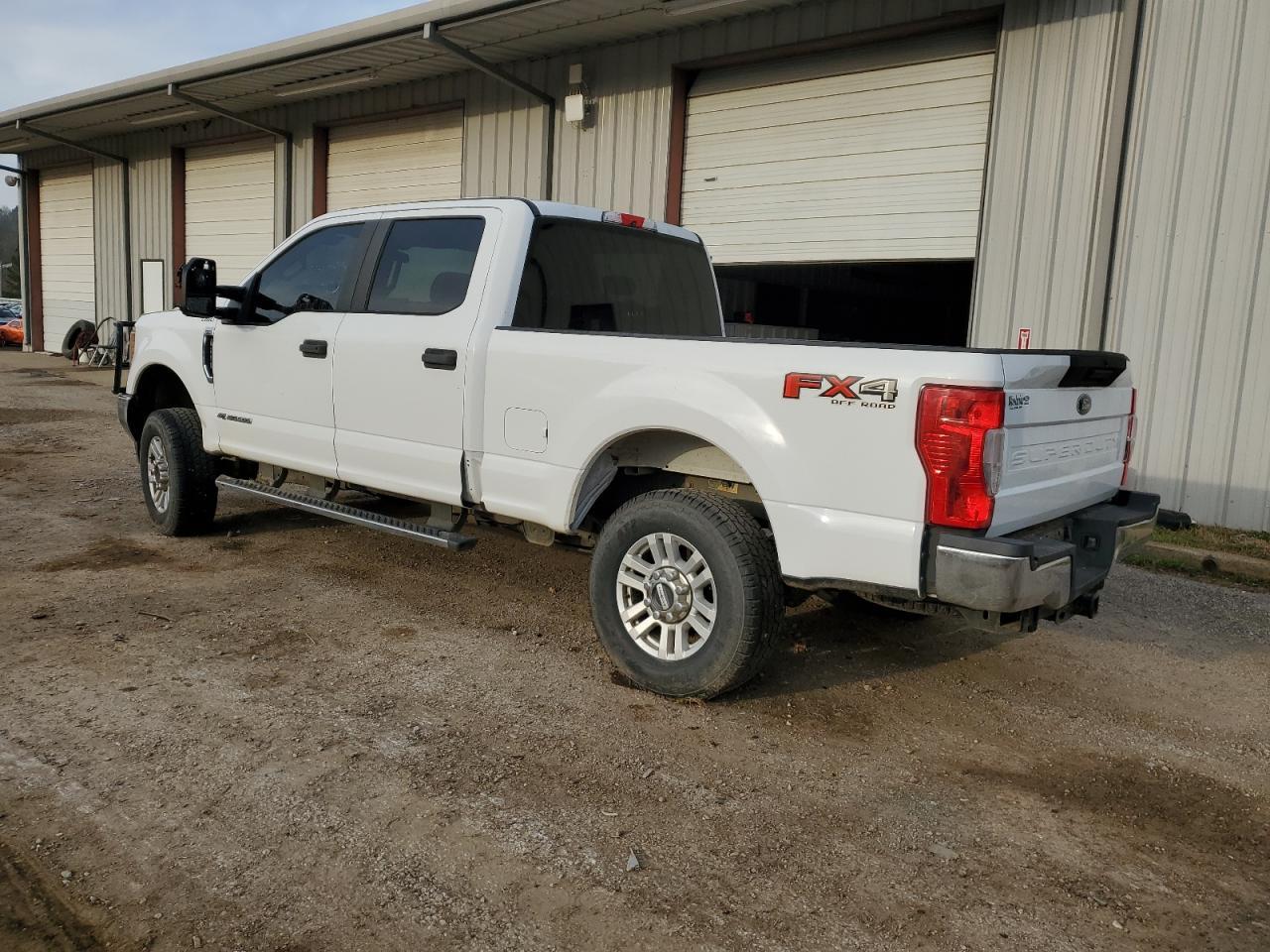 2017 Ford F250 Super Duty - Фото 2