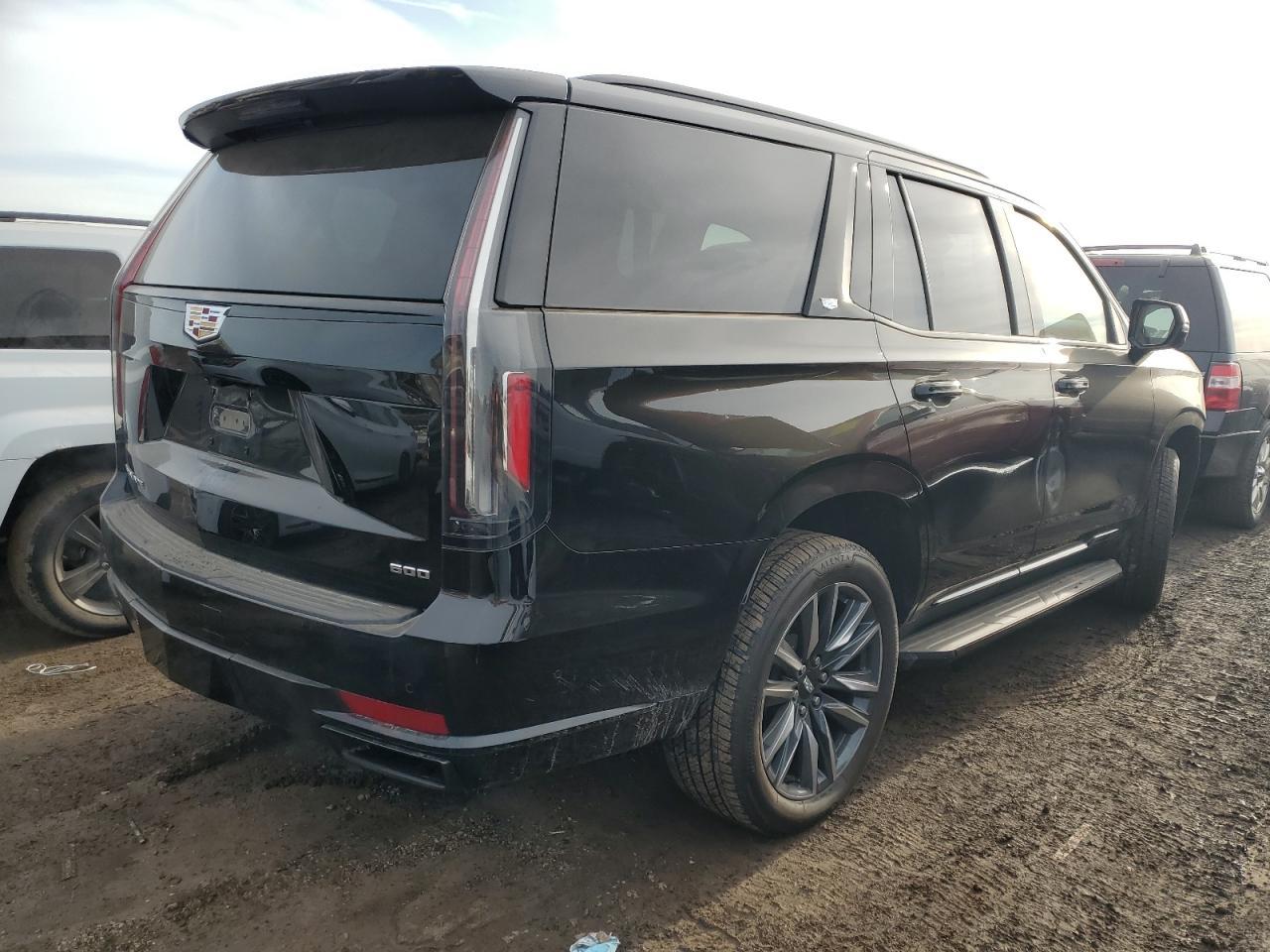 2021 Cadillac Escalade Sport - Image 3