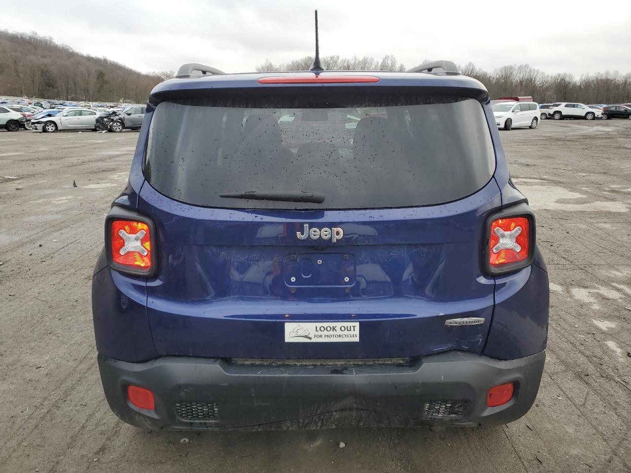 2016 Jeep Renegade Latitude - Фото 6