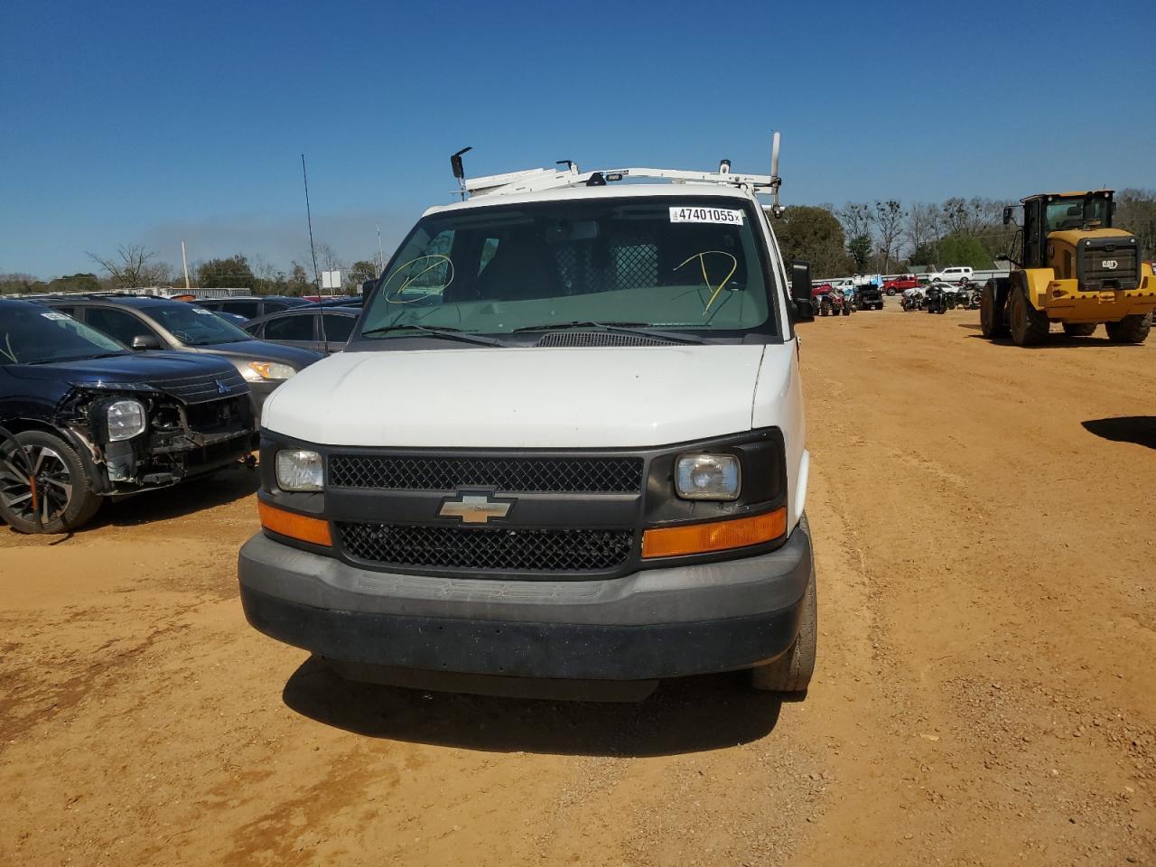 2013 Chevrolet Express G2500 - Image 5