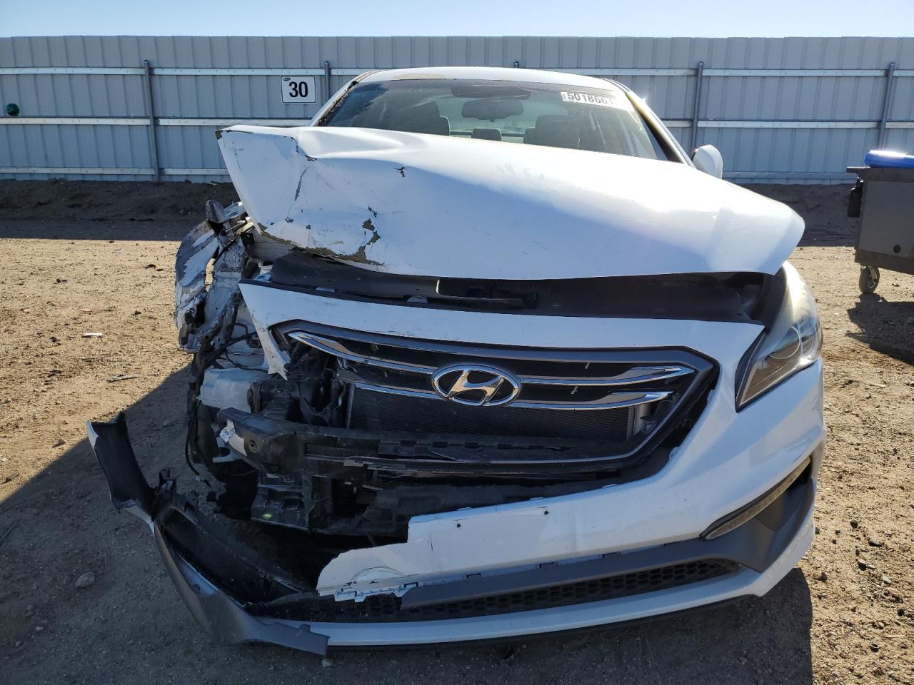 2017 Hyundai Sonata Sport - Image 5