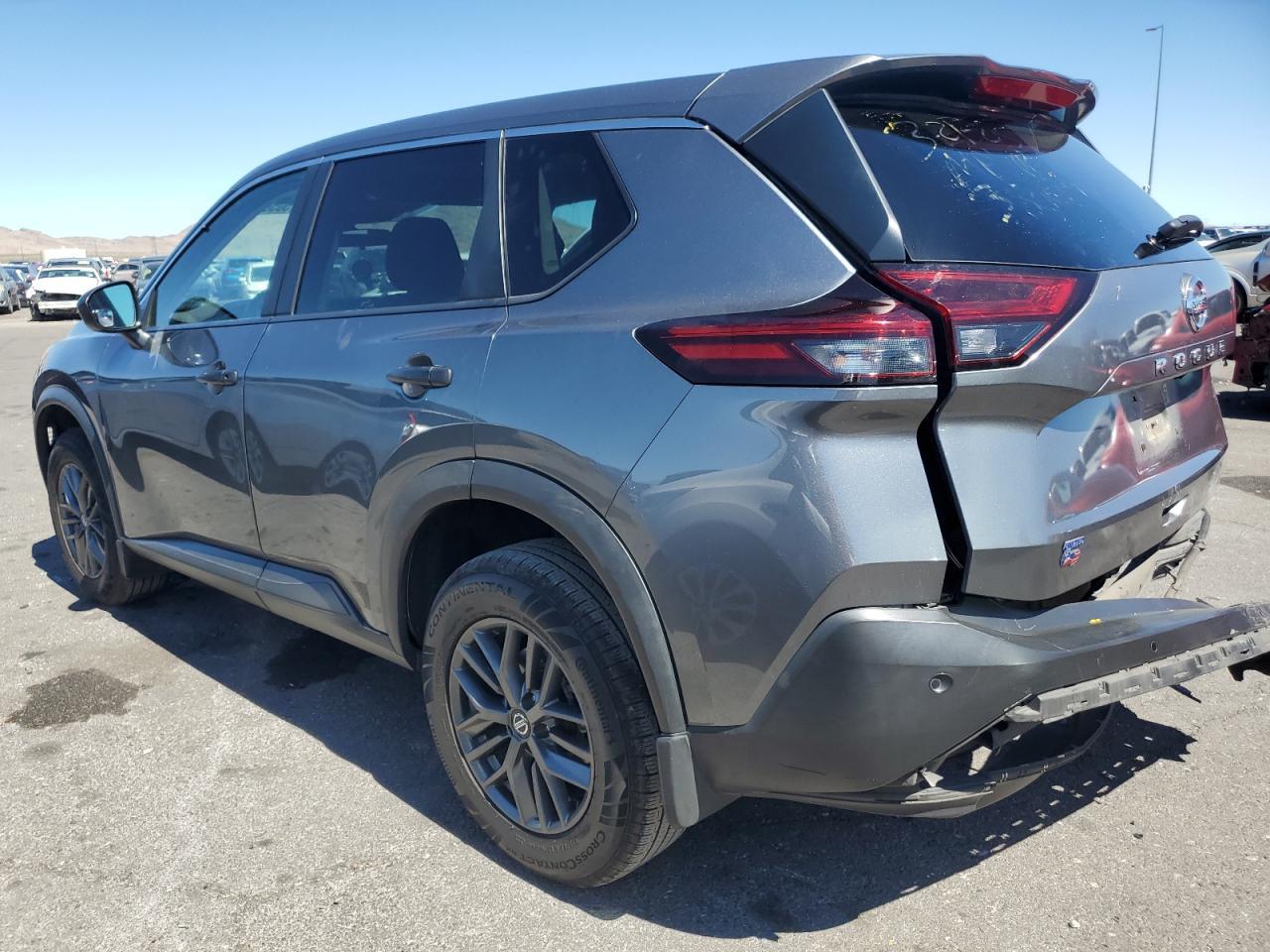 2021 Nissan Rogue S - Фото 2