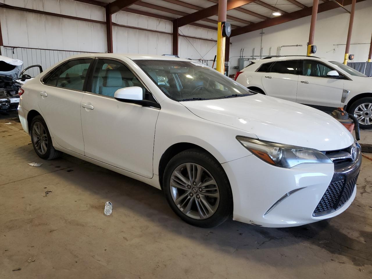 2016 Toyota Camry Le - Image 4