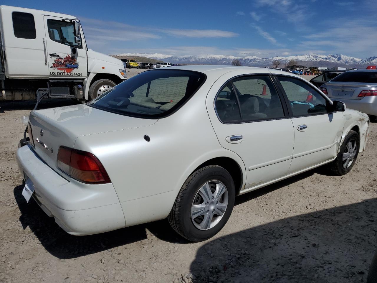 1999 Nissan Maxima Gle - Фото 3