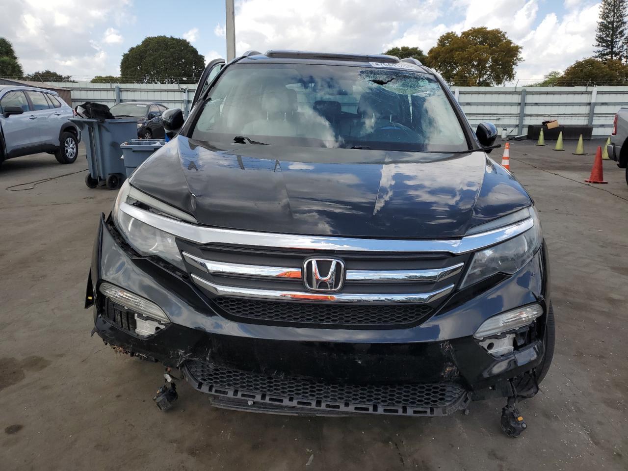 2016 Honda Pilot Exln - Image 5