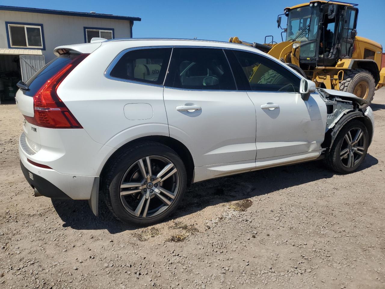 2018 Volvo Xc60 T5 Momentum - Фото 3