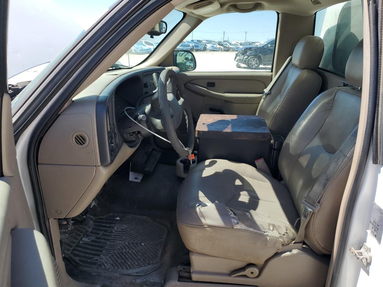 2006 Chevrolet Silverado C1500 - Image 7