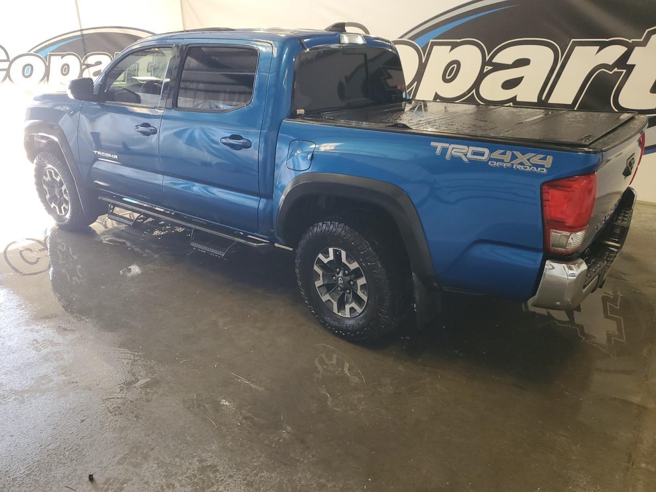 2017 Toyota Tacoma Double Cab - Image 2