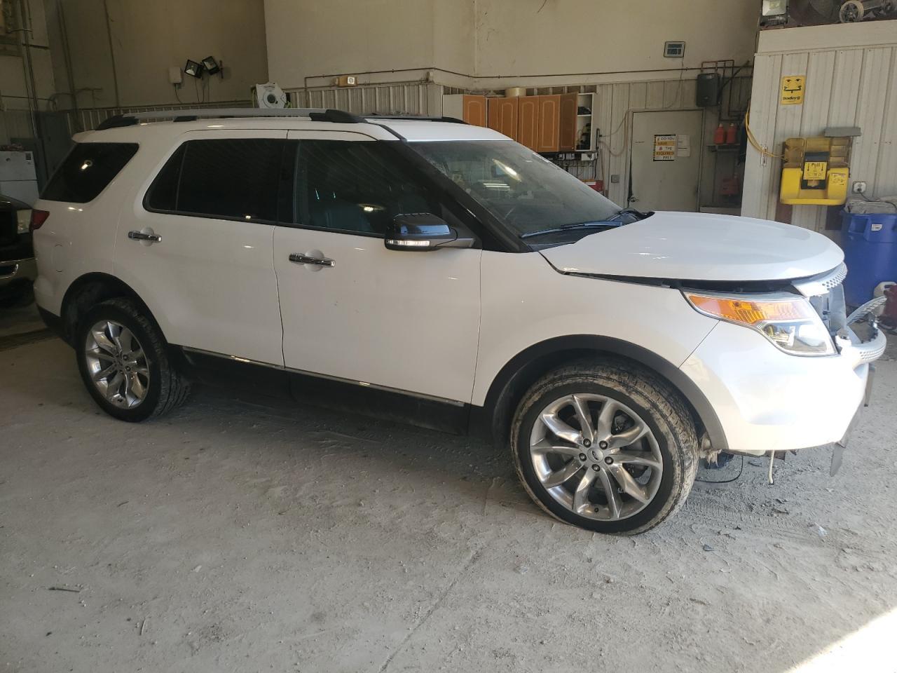 2015 Ford Explorer Xlt - Фото 4
