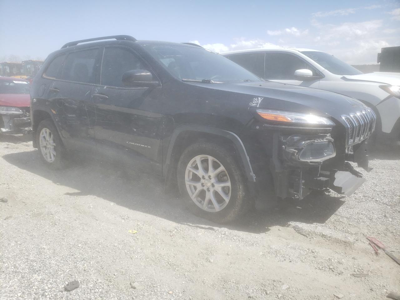 2015 Jeep Cherokee Sport - Фото 4