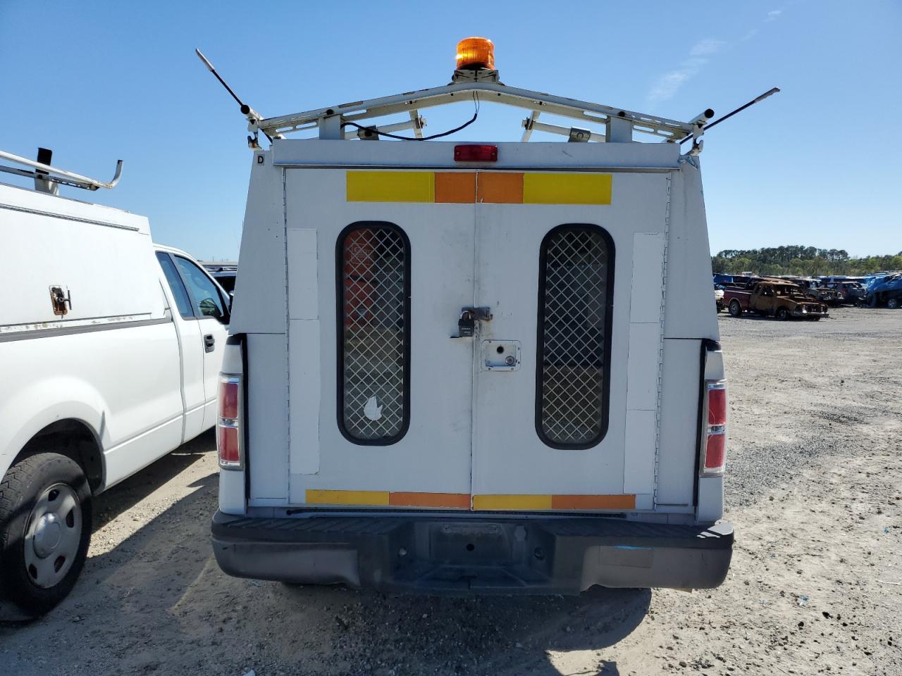 2010 Ford F150 - Фото 6