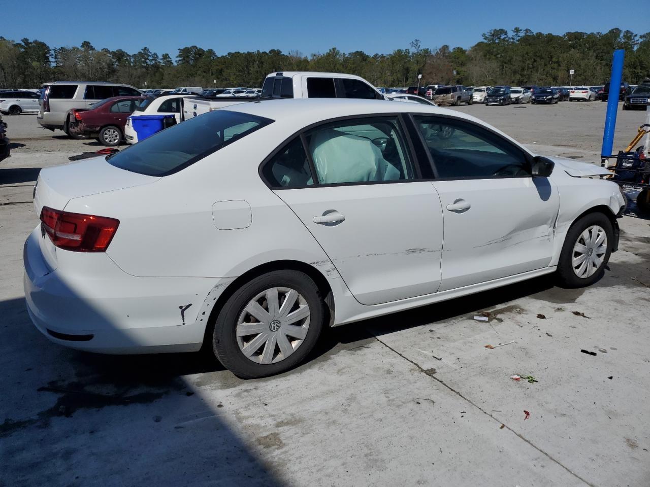 2015 Volkswagen Jetta Base - Фото 3