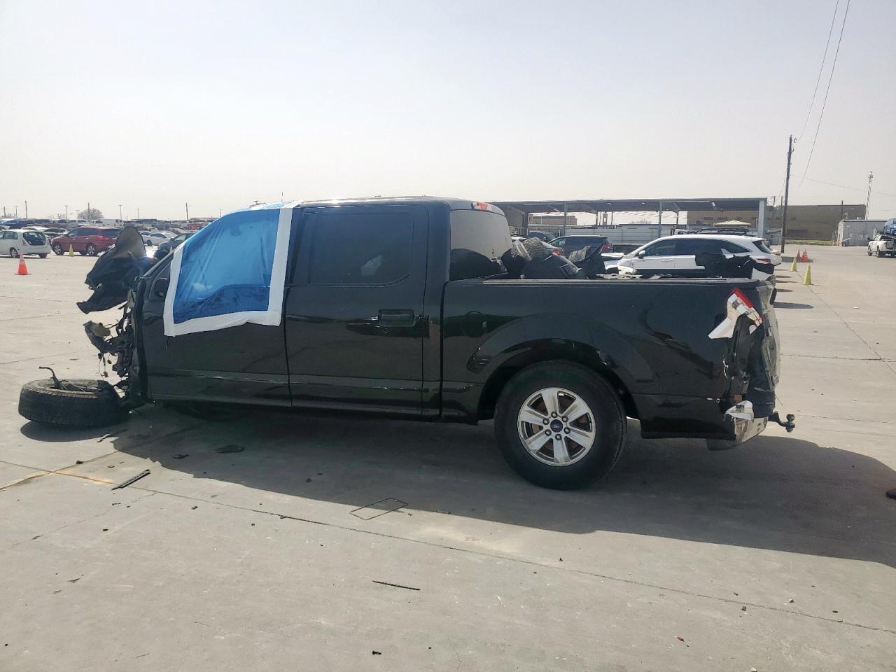 2015 Ford F150 Supercrew - Фото 2