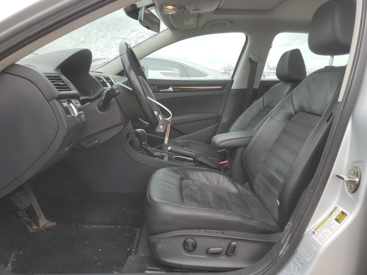 2015 Volkswagen Passat Sel - Фото 7