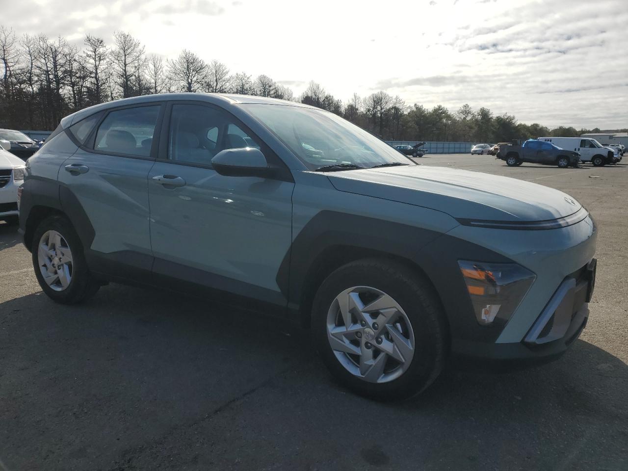 2024 Hyundai Kona Se - Image 4
